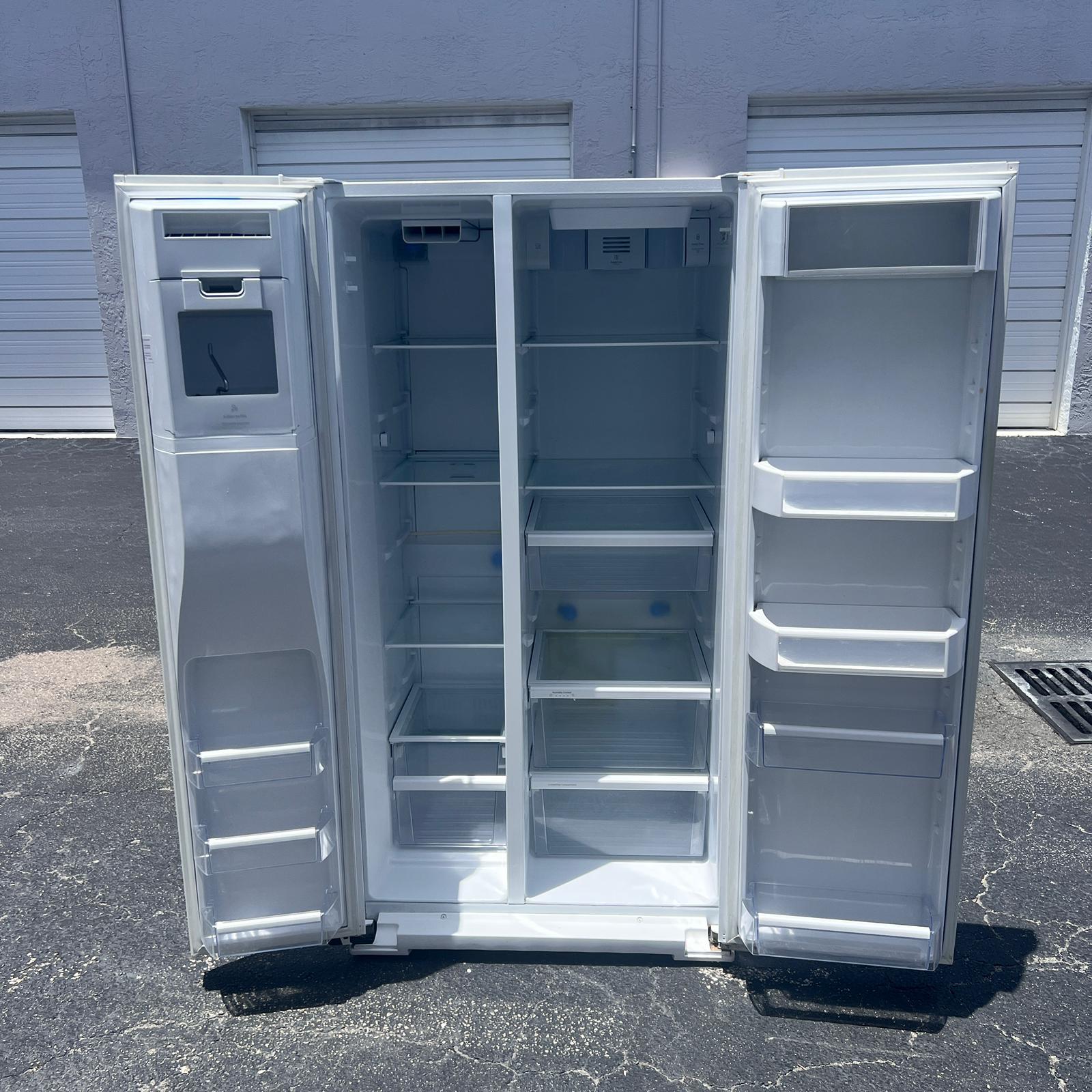 Whirlpool Side by Side Refrigerator Whirlpool Side by Side Refrigerator